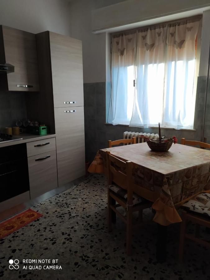 Terrazza Del Poggio Apartment Lubriano Екстериор снимка