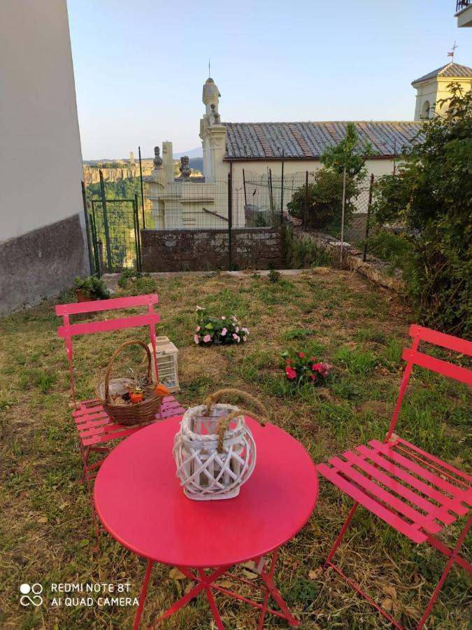 Terrazza Del Poggio Apartment Lubriano Екстериор снимка